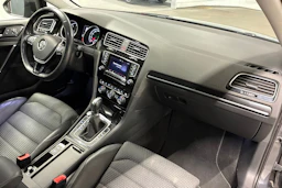 harmaa Volkswagen Golf 2014 kuva 28.