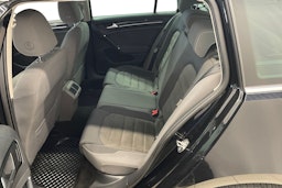 musta Volkswagen Golf 2014 kuva 10.
