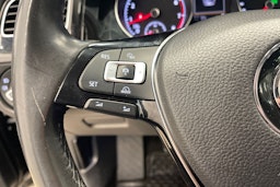 musta Volkswagen Golf 2014 kuva 16.