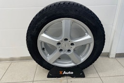 musta Volkswagen Golf 2014 kuva 21.