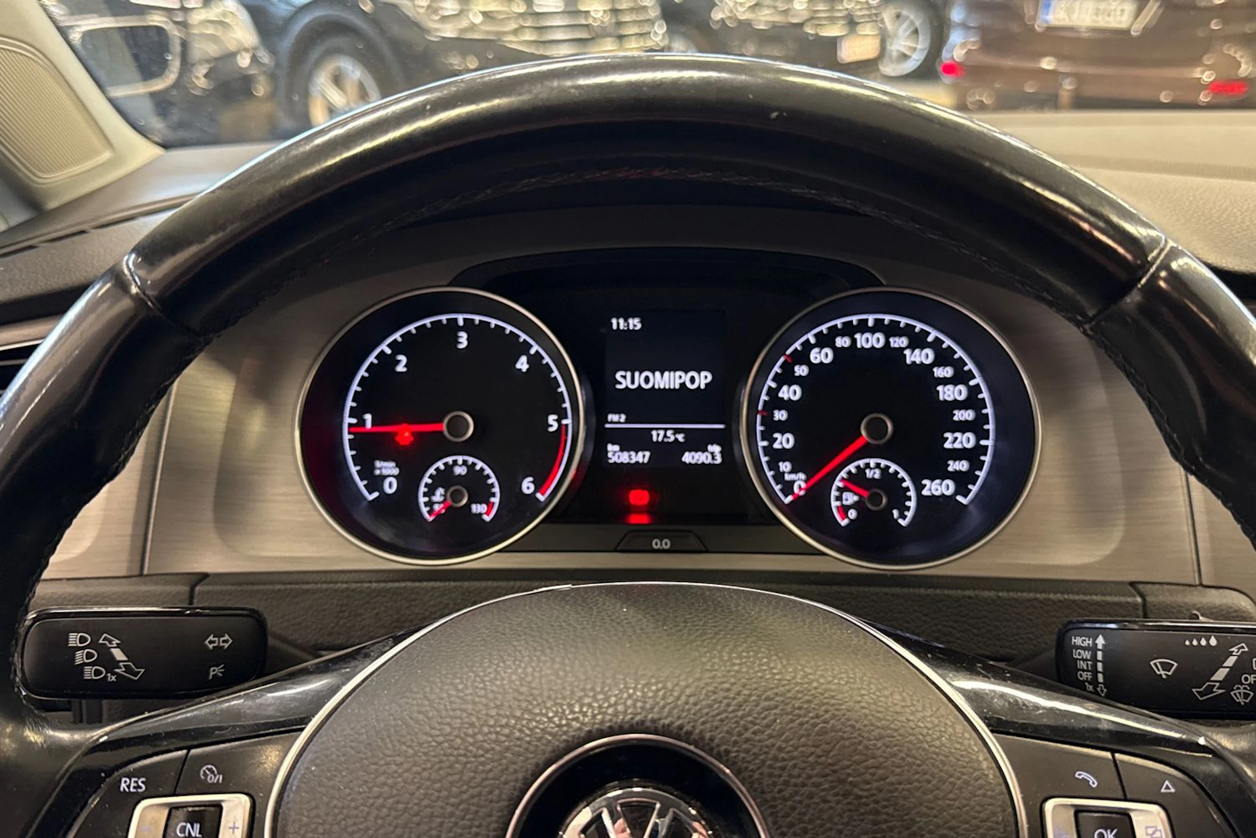 musta Volkswagen Golf 2014 kuva 12.