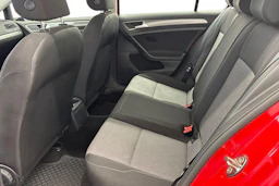 punainen Volkswagen Golf 2014 kuva 11.