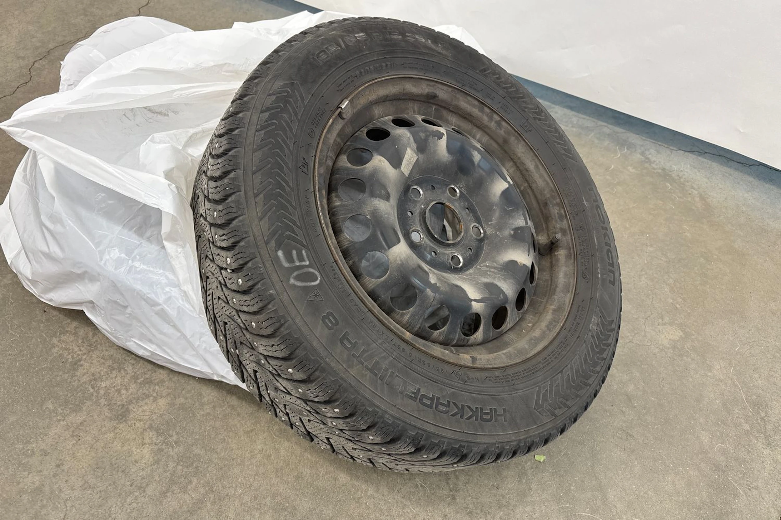 punainen Volkswagen Golf 2014 kuva 13.
