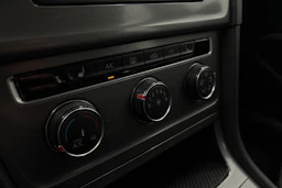 punainen Volkswagen Golf 2014 kuva 17.