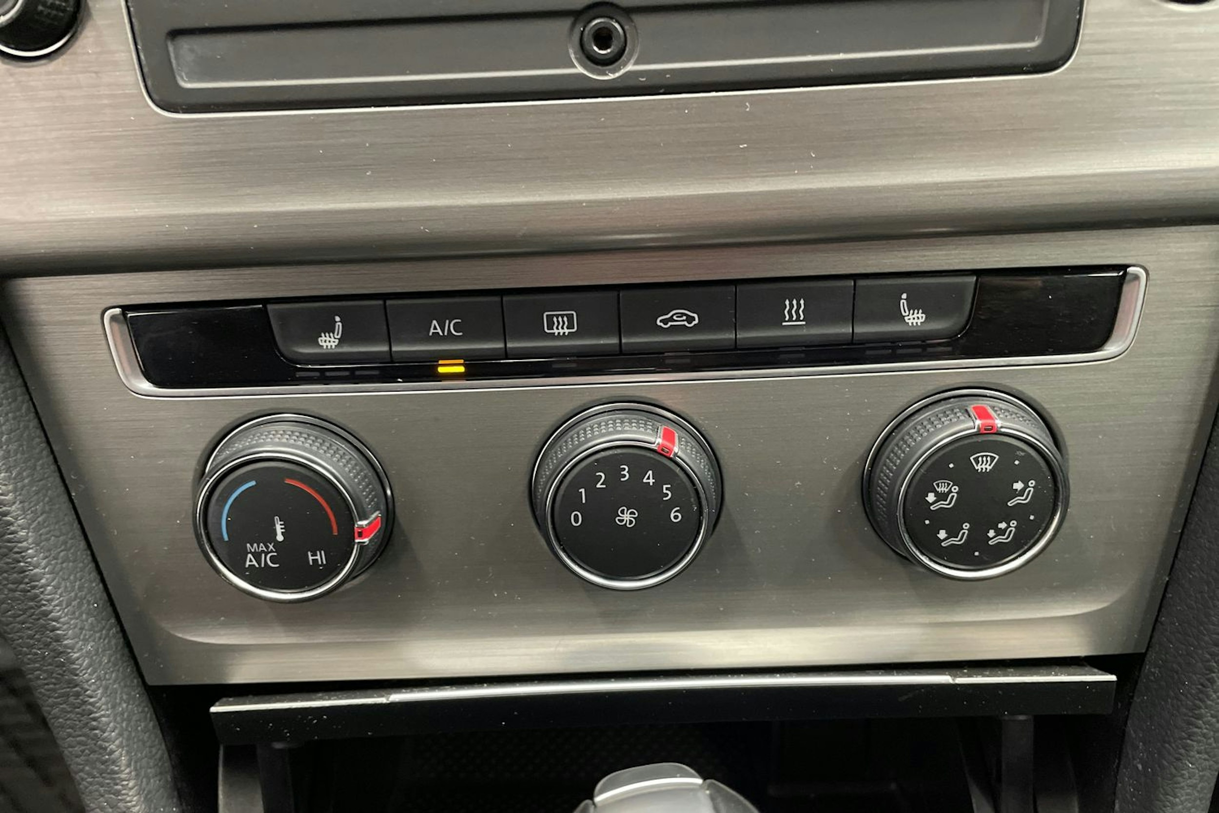 Hopea Volkswagen GOLF 2014 kuva 17.