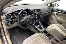 harmaa Volkswagen Golf 2014 kuva 7.