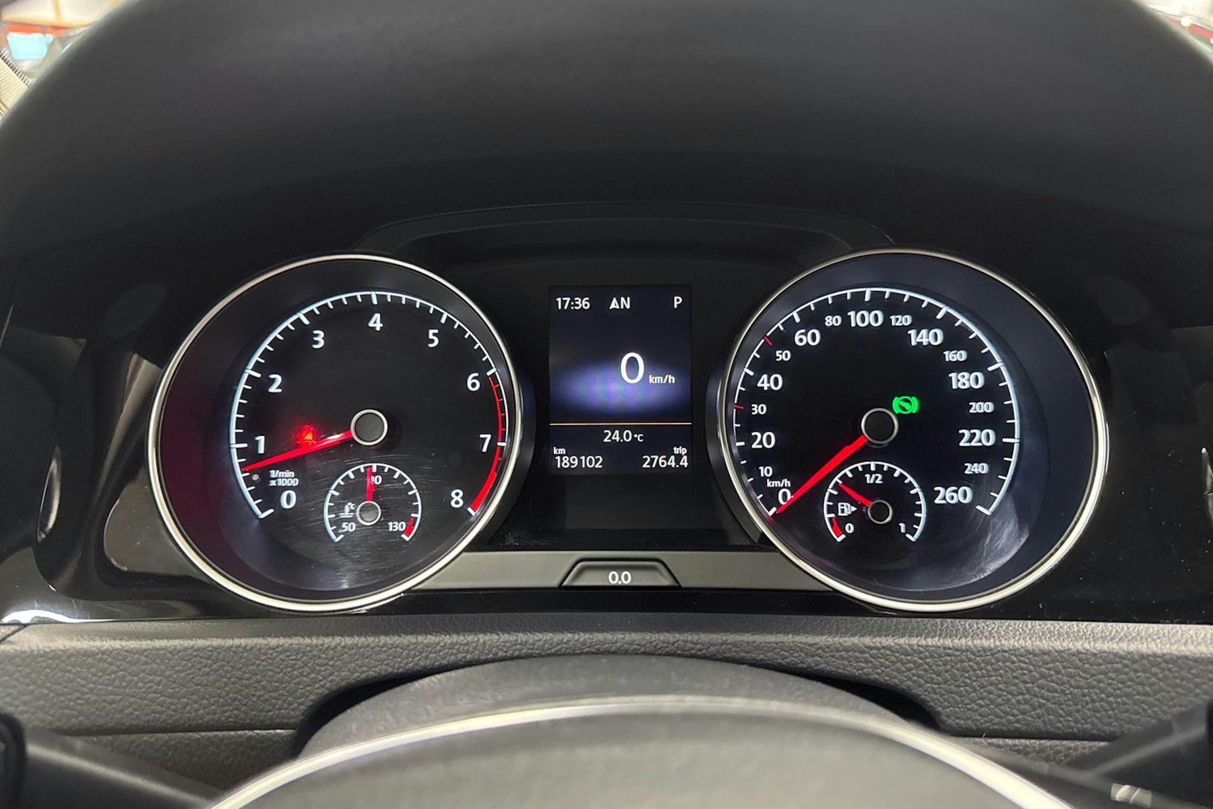 harmaa Volkswagen Golf 2014 kuva 17.