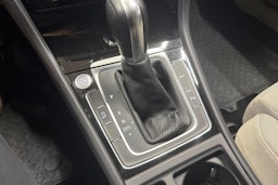 harmaa Volkswagen Golf 2014 kuva 24.