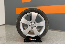 harmaa Volkswagen Golf 2014 kuva 13.