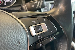 harmaa Volkswagen Golf 2014 kuva 18.