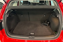 punainen Volkswagen Golf 2014 kuva 14.