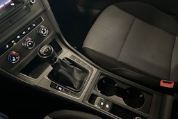 punainen Volkswagen Golf 2014 kuva 20.