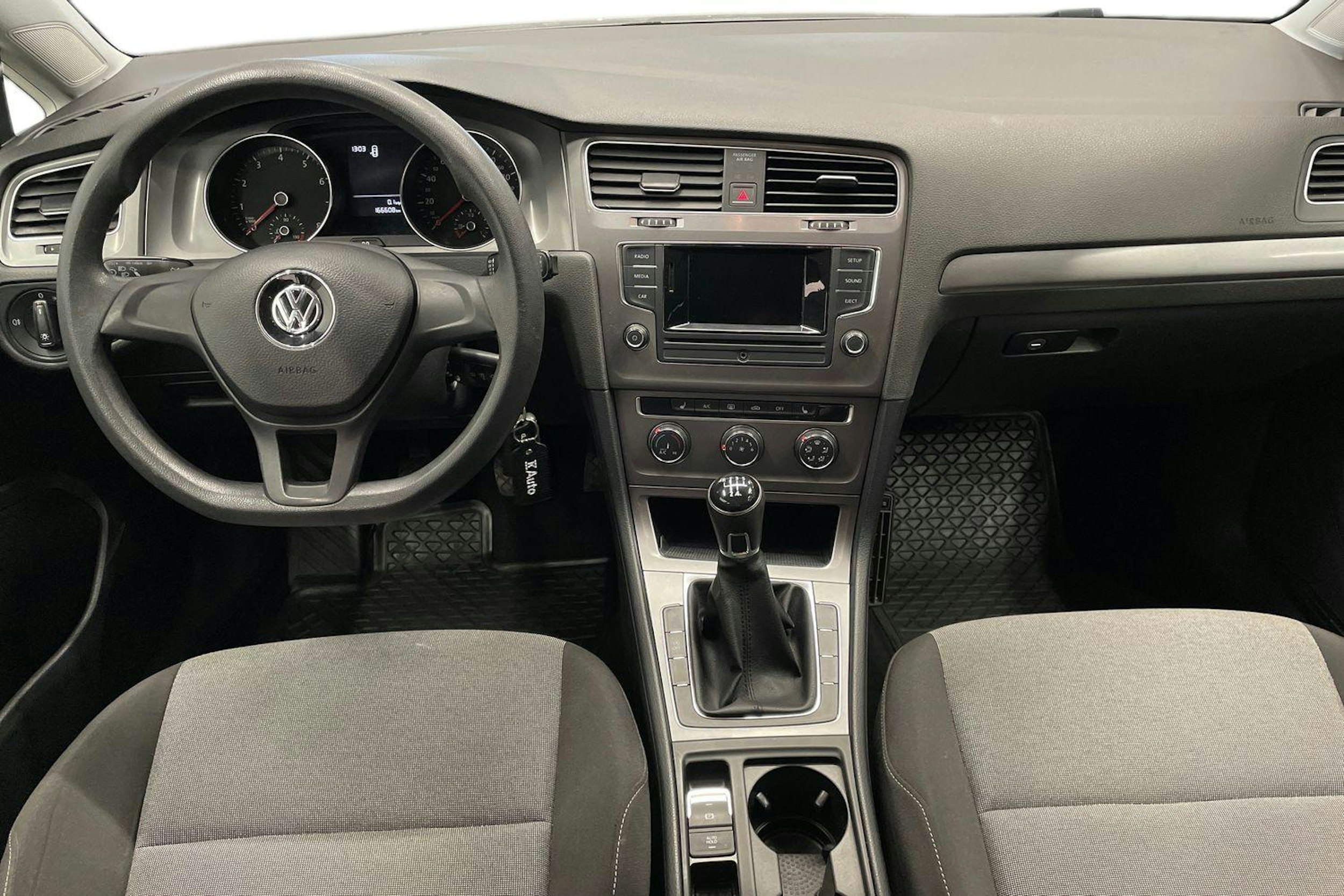 Valkoinen Volkswagen GOLF 2014 kuva 9.