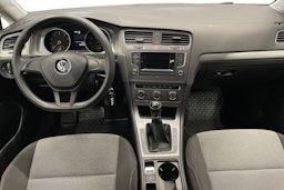 Valkoinen Volkswagen GOLF 2014 kuva 9.