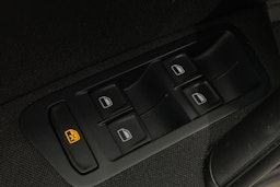 Valkoinen Volkswagen GOLF 2014 kuva 14.