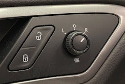 Valkoinen Volkswagen GOLF 2014 kuva 15.