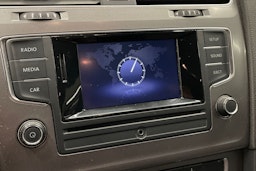 Valkoinen Volkswagen GOLF 2014 kuva 19.