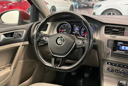 punainen Volkswagen Golf 2014 kuva 13.