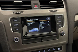 punainen Volkswagen Golf 2014 kuva 22.
