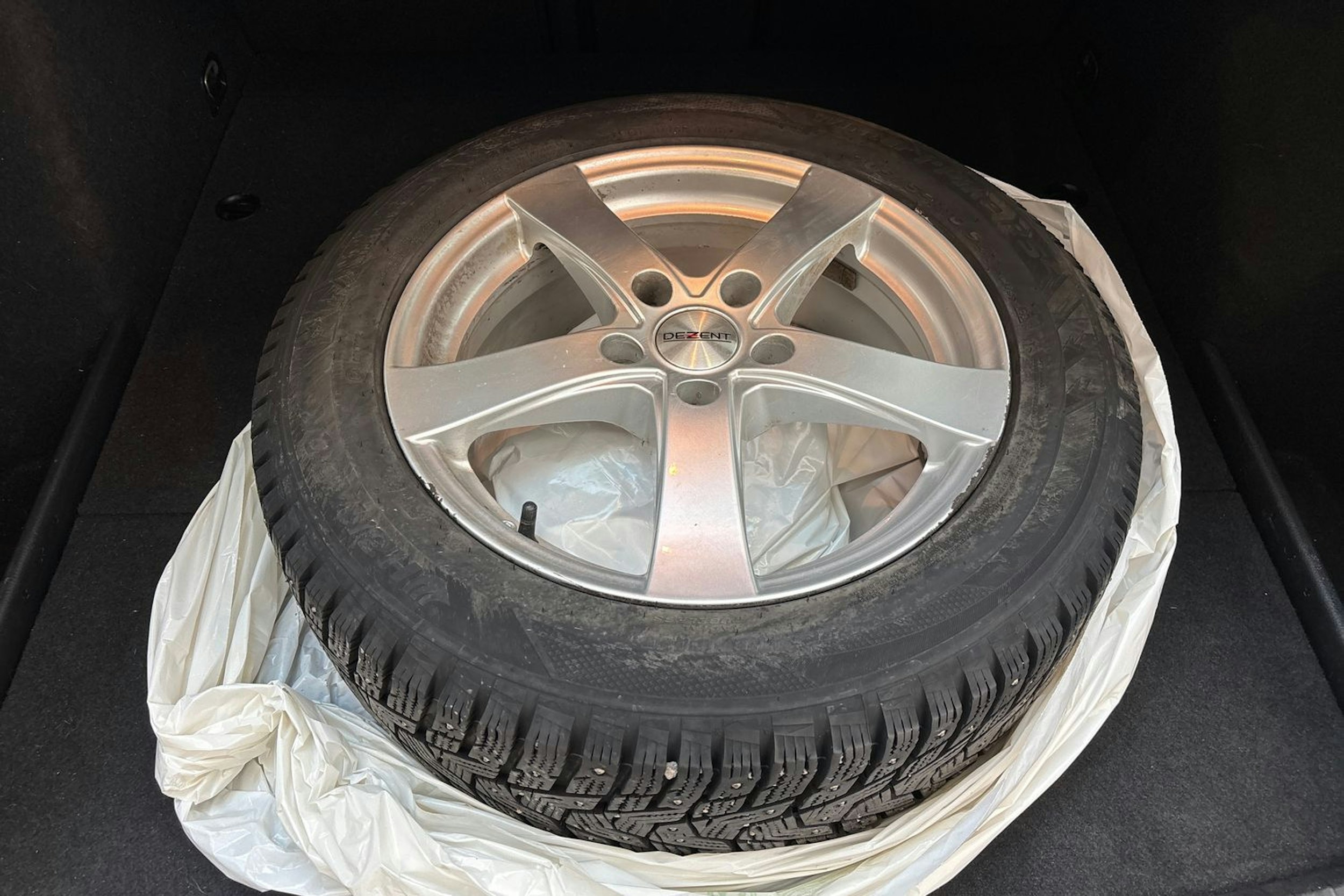 punainen Volkswagen Golf 2014 kuva 15.