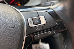 punainen Volkswagen Golf 2014 kuva 18.