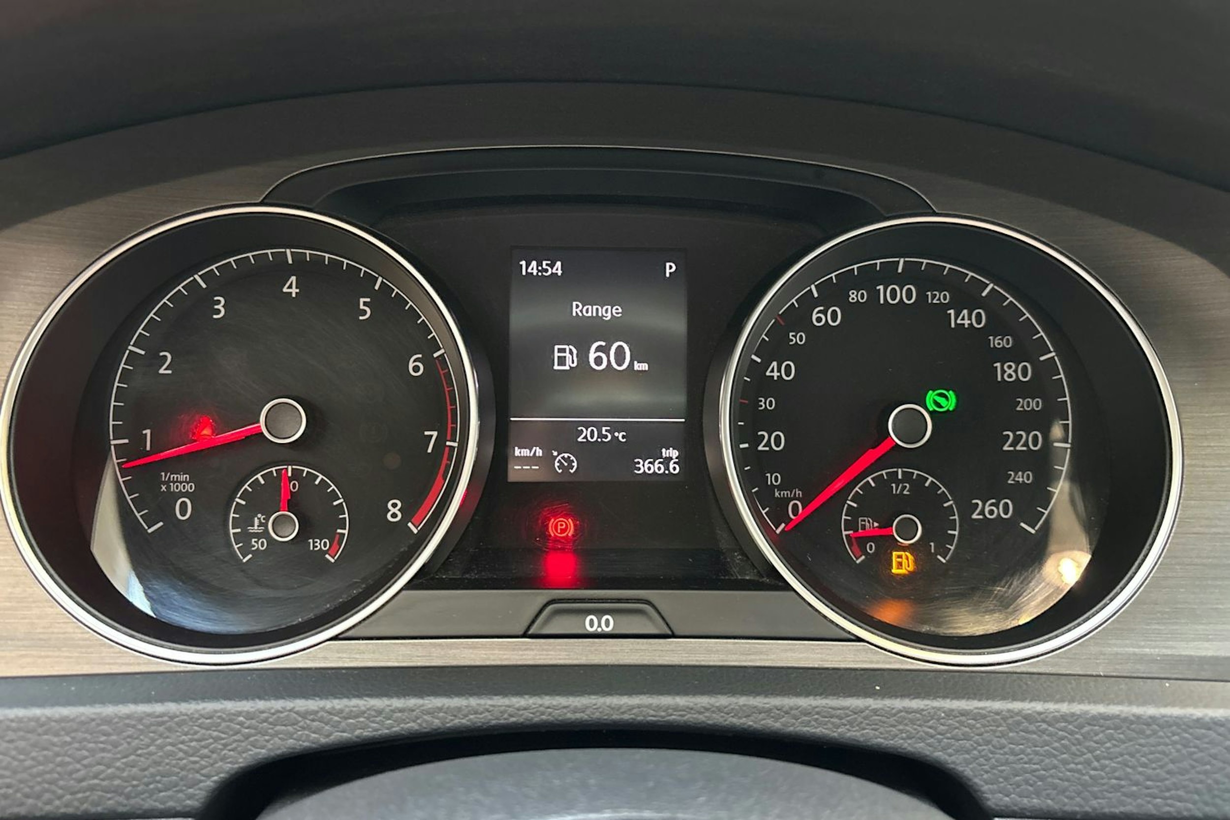 punainen Volkswagen Golf 2014 kuva 20.