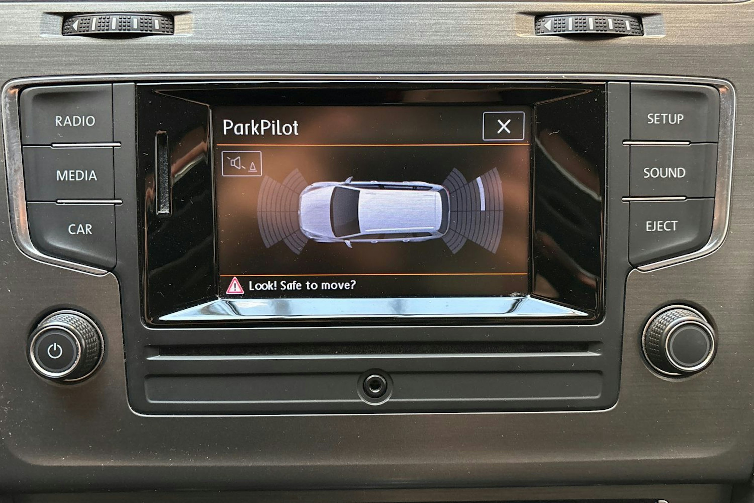 punainen Volkswagen Golf 2014 kuva 21.