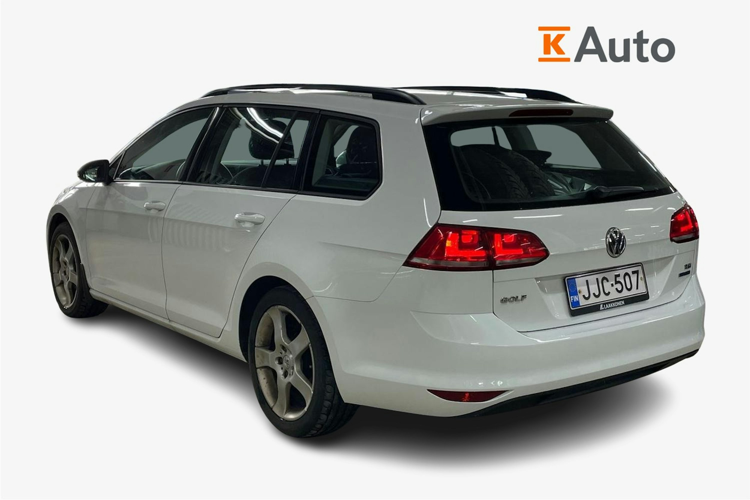 valkoinen Volkswagen Golf 2014 kuva 2.