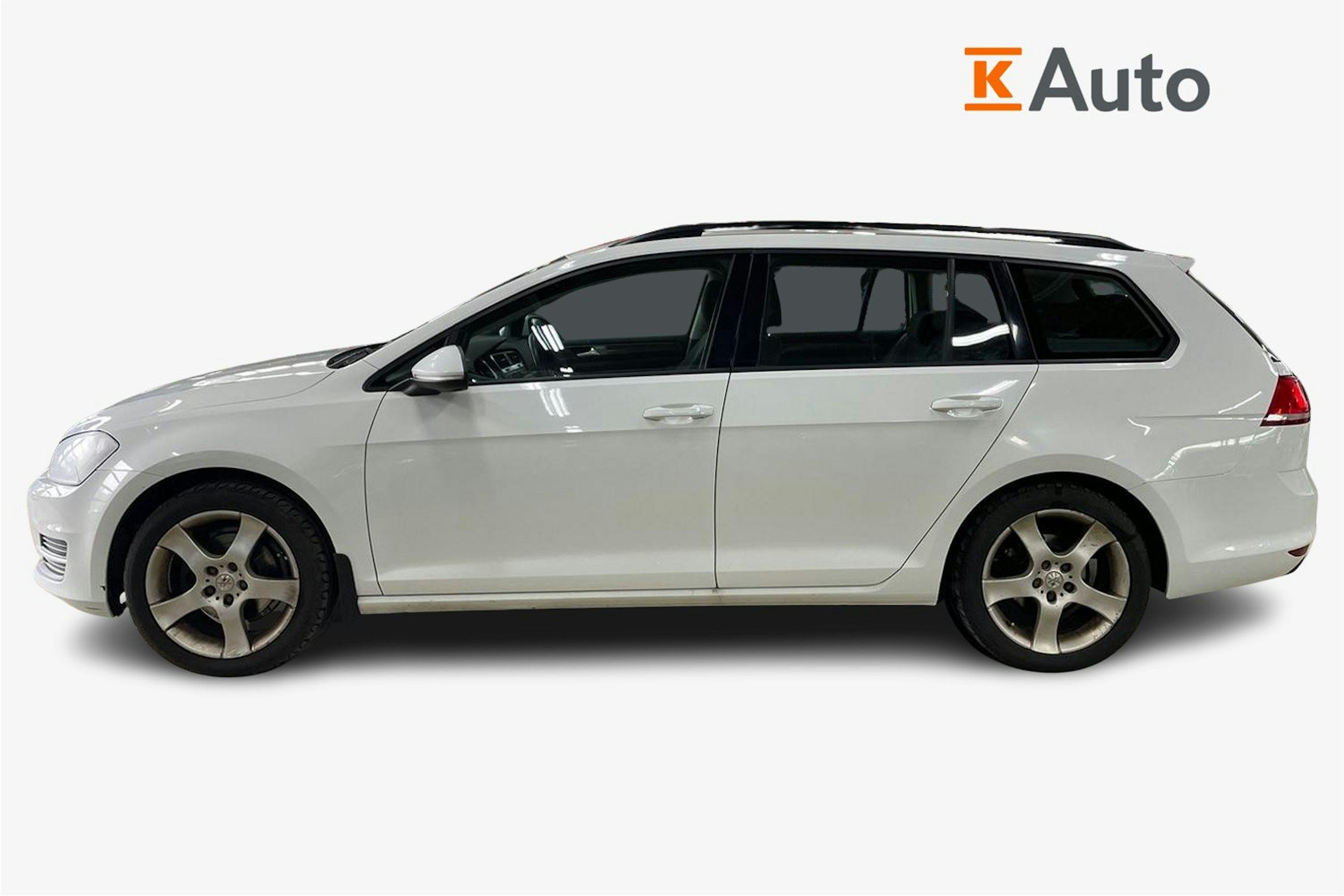 valkoinen Volkswagen Golf 2014 kuva 6.