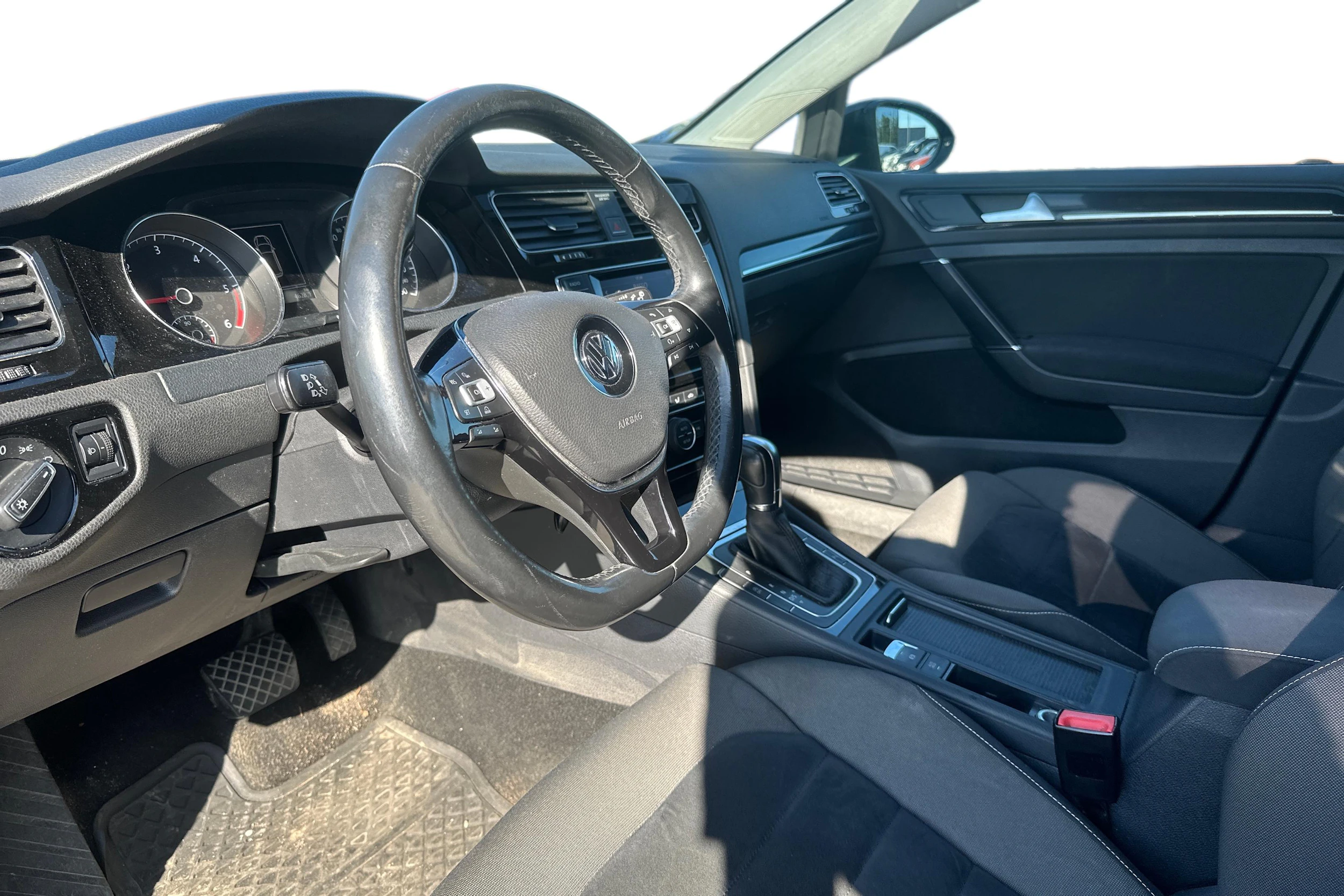 Harmaa Volkswagen GOLF 2014 kuva 3.