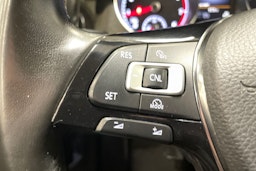 punainen Volkswagen Golf 2014 kuva 17.