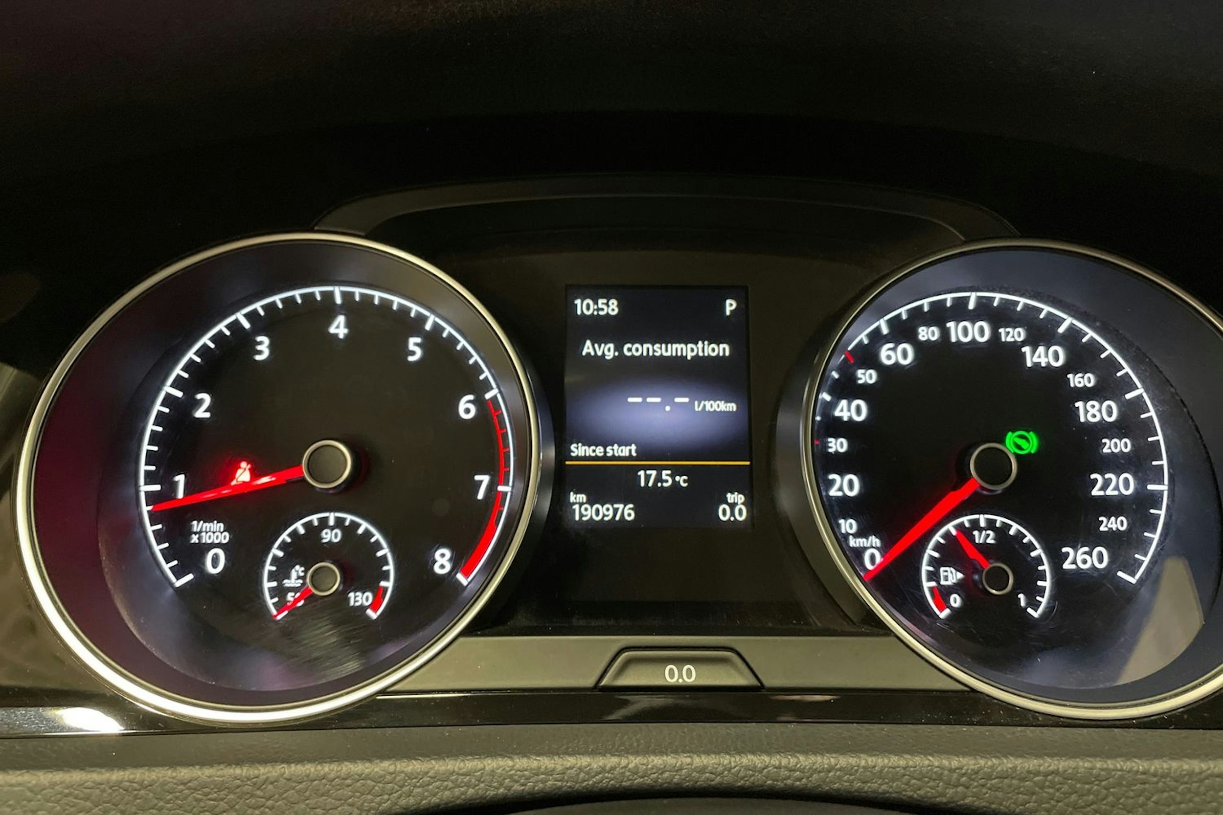 punainen Volkswagen Golf 2014 kuva 18.