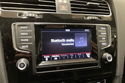 punainen Volkswagen Golf 2014 kuva 22.