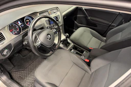 harmaa Volkswagen Golf 2014 kuva 8.