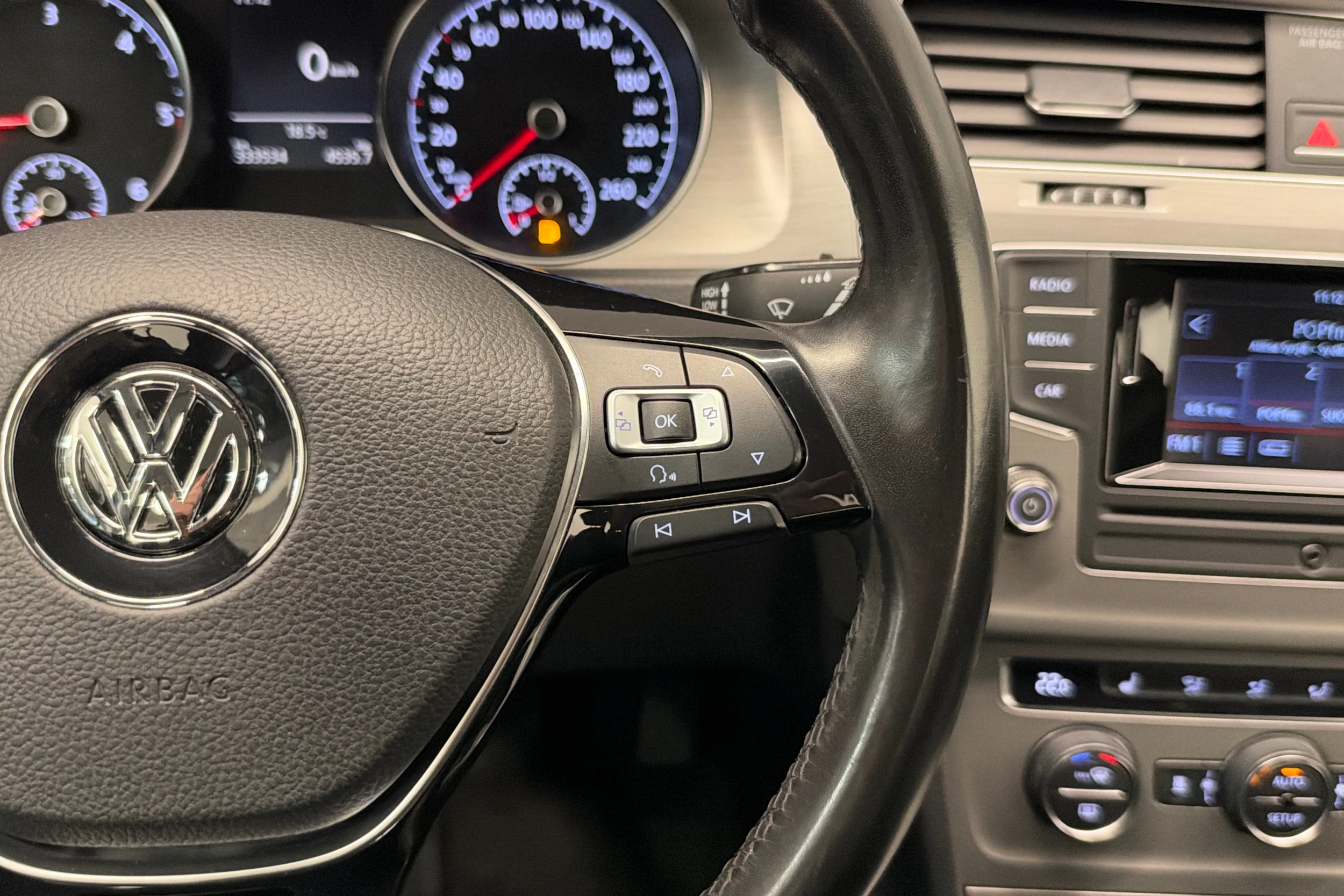 harmaa Volkswagen Golf 2014 kuva 18.