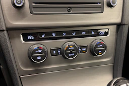 harmaa Volkswagen Golf 2014 kuva 19.