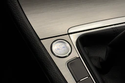 harmaa Volkswagen Golf 2014 kuva 23.