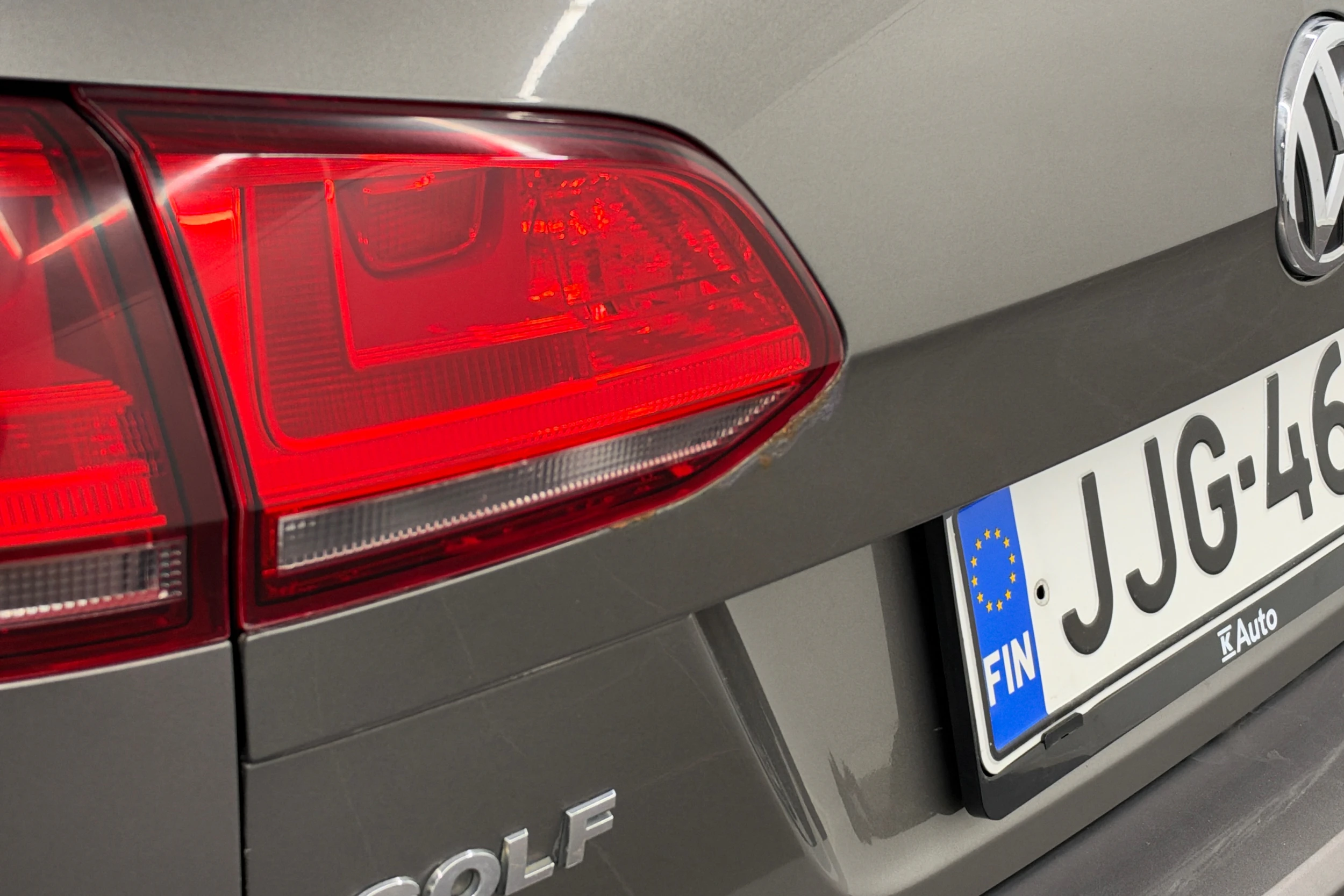 harmaa Volkswagen Golf 2014 kuva 28.