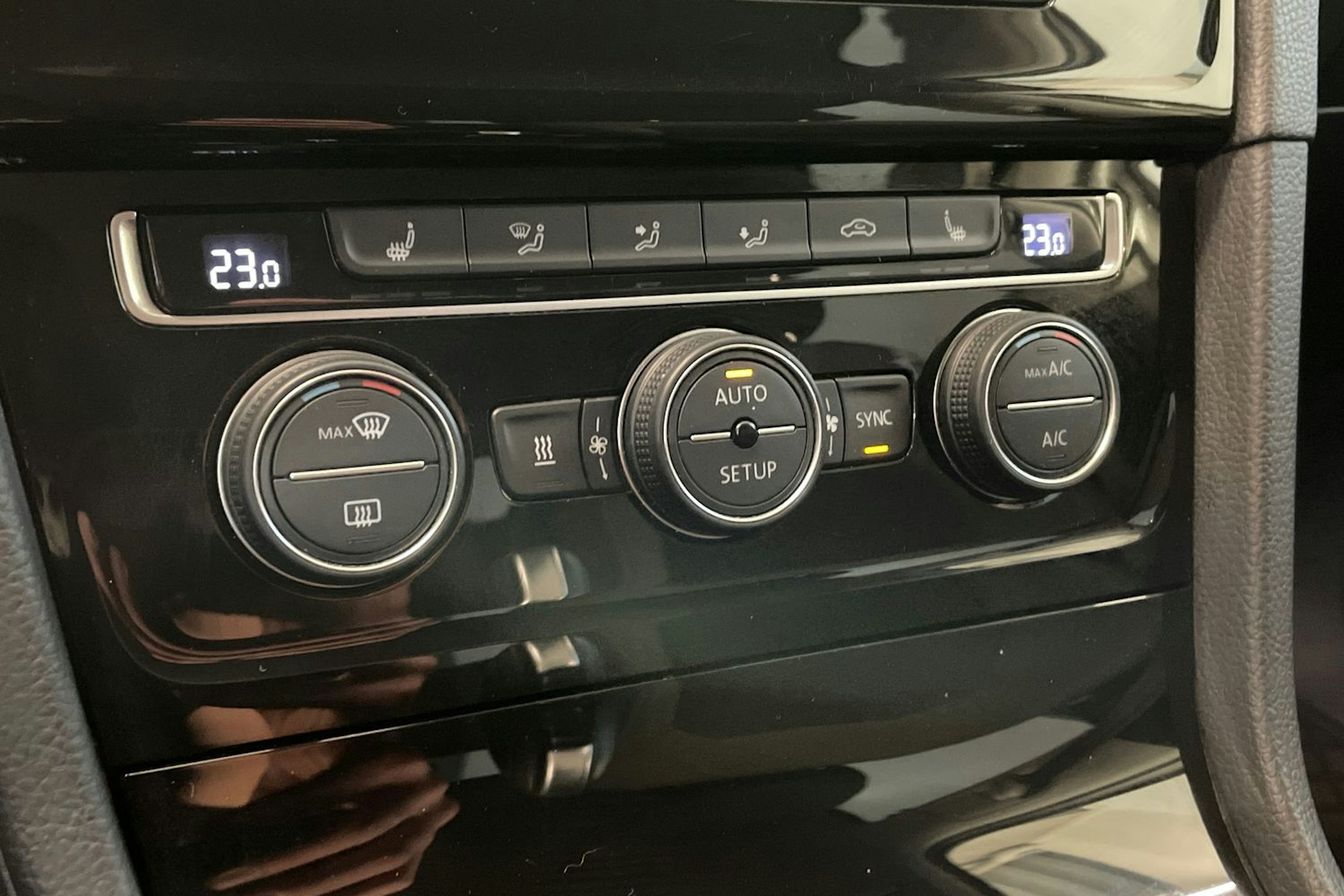 harmaa Volkswagen Golf 2014 kuva 15.