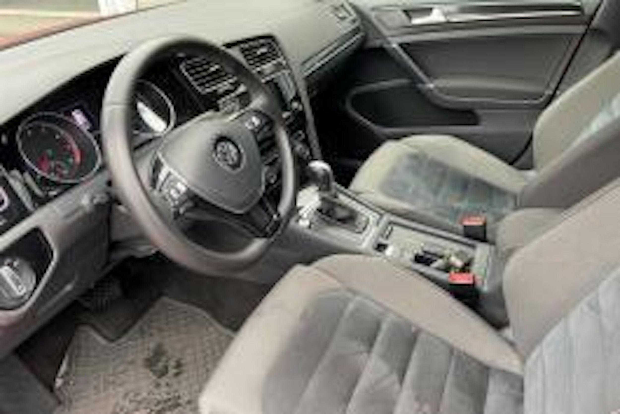 punainen Volkswagen Golf 2014 kuva 6.
