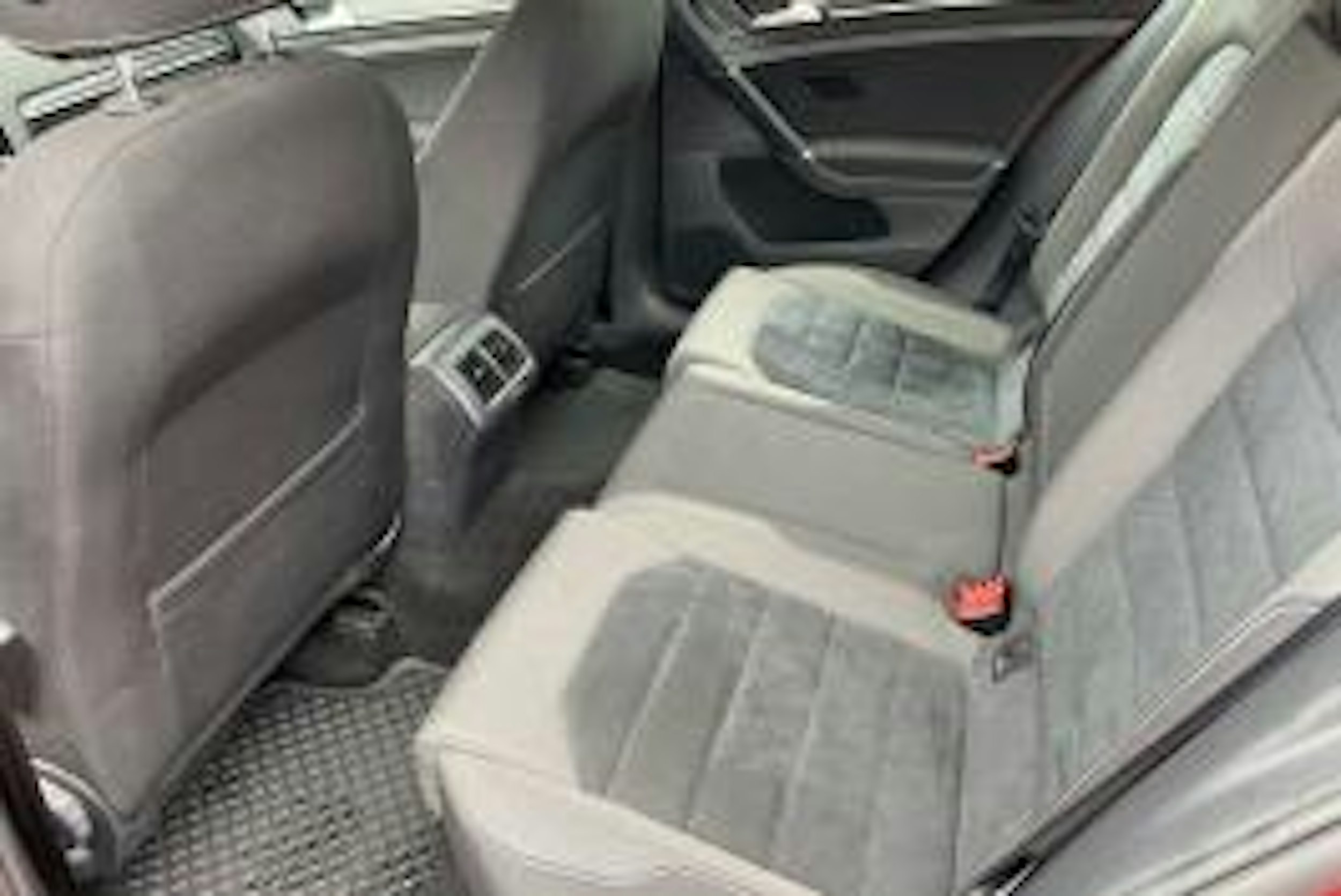 punainen Volkswagen Golf 2014 kuva 8.