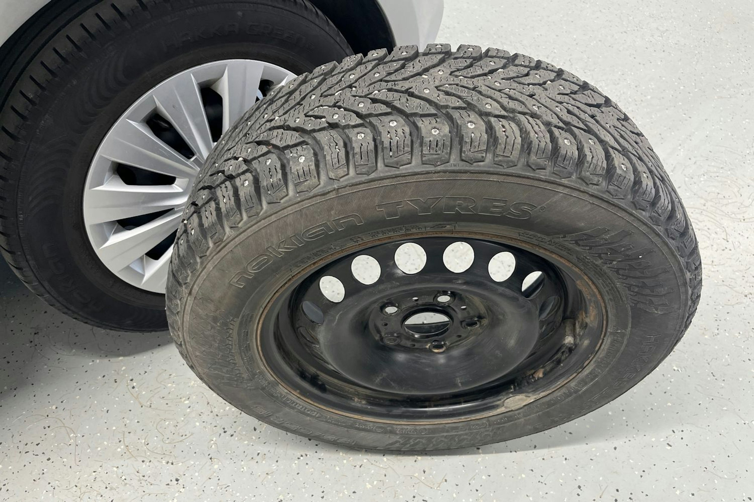 harmaa Volkswagen Golf 2014 kuva 13.