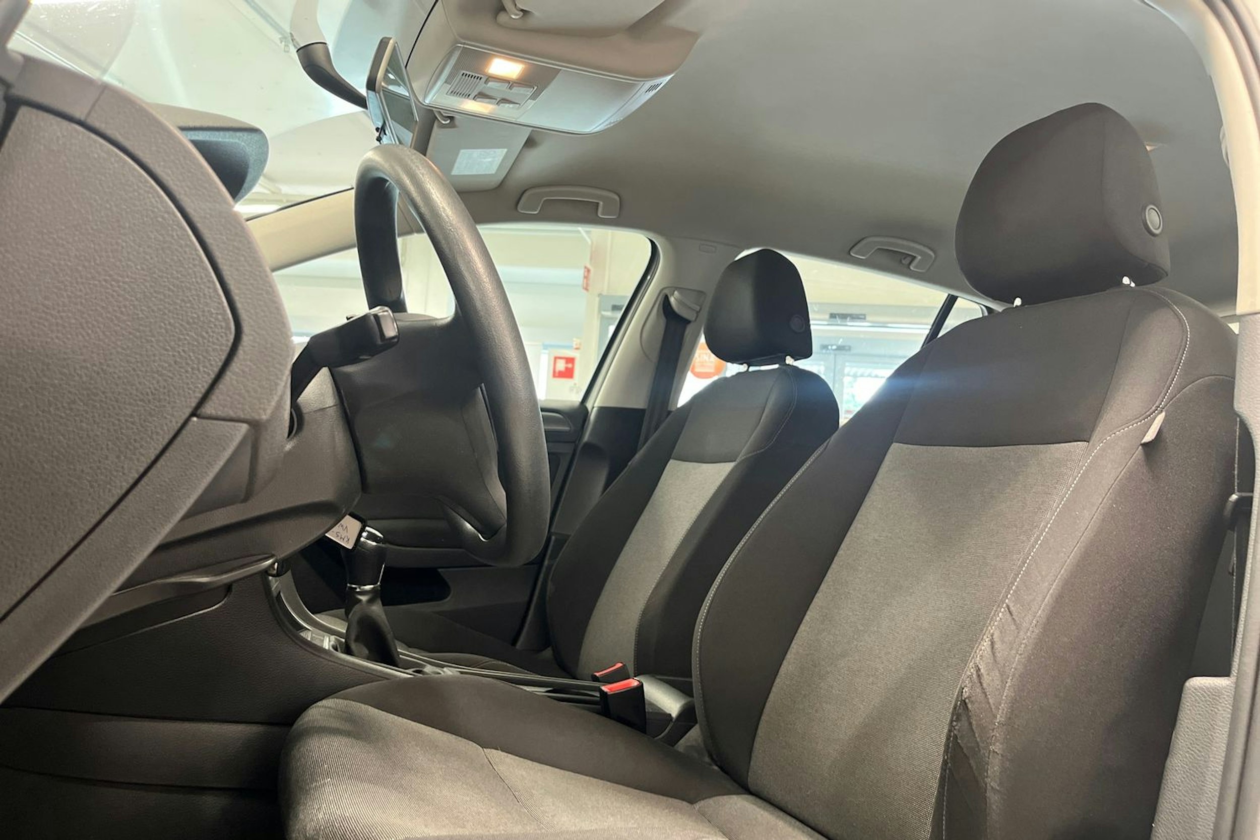 harmaa Volkswagen Golf 2014 kuva 14.
