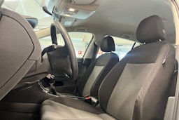 harmaa Volkswagen Golf 2014 kuva 14.