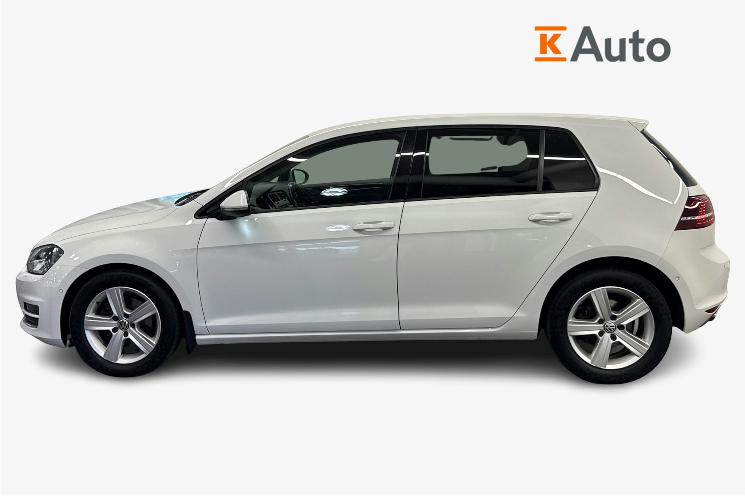 Valkoinen Volkswagen GOLF 2014 kuva 6.
