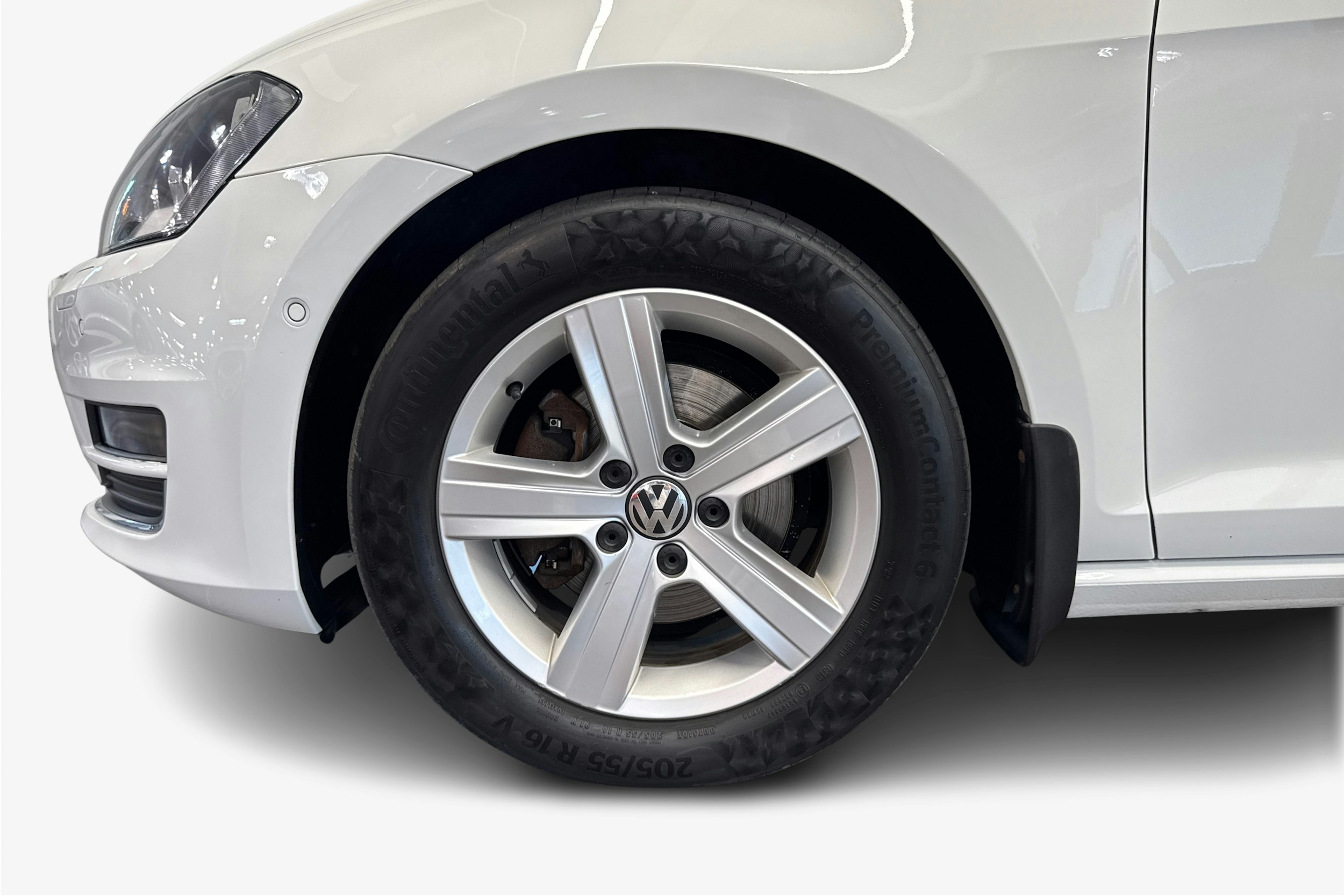 Valkoinen Volkswagen GOLF 2014 kuva 11.