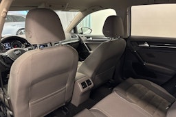 Valkoinen Volkswagen GOLF 2014 kuva 14.
