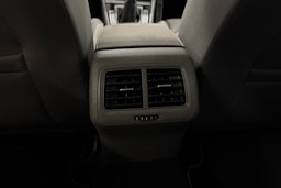 Valkoinen Volkswagen GOLF 2014 kuva 16.
