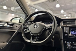 Valkoinen Volkswagen GOLF 2014 kuva 17.