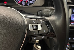 Valkoinen Volkswagen GOLF 2014 kuva 23.